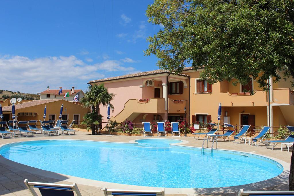 Residence Corte Dei Venti Будони Экстерьер фото